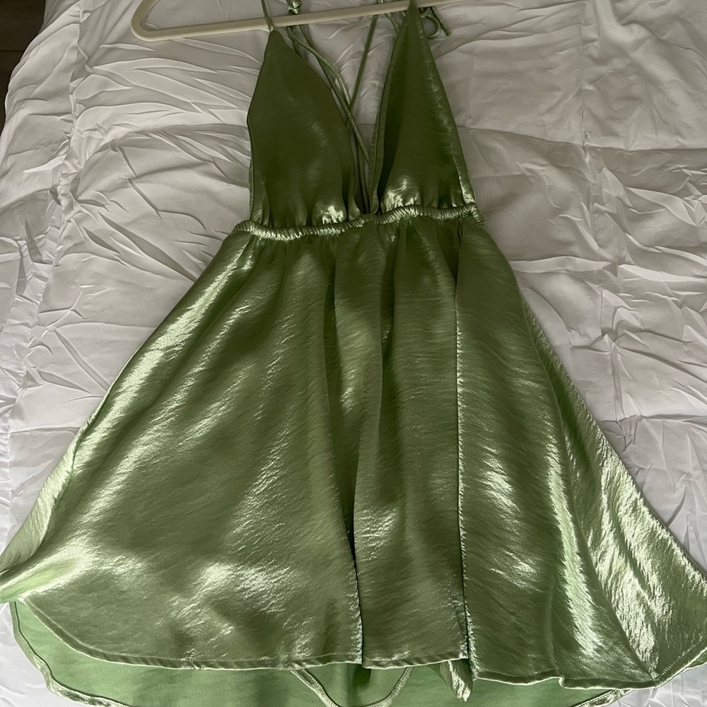 NWOT Arielle pleated satin romper in lime green